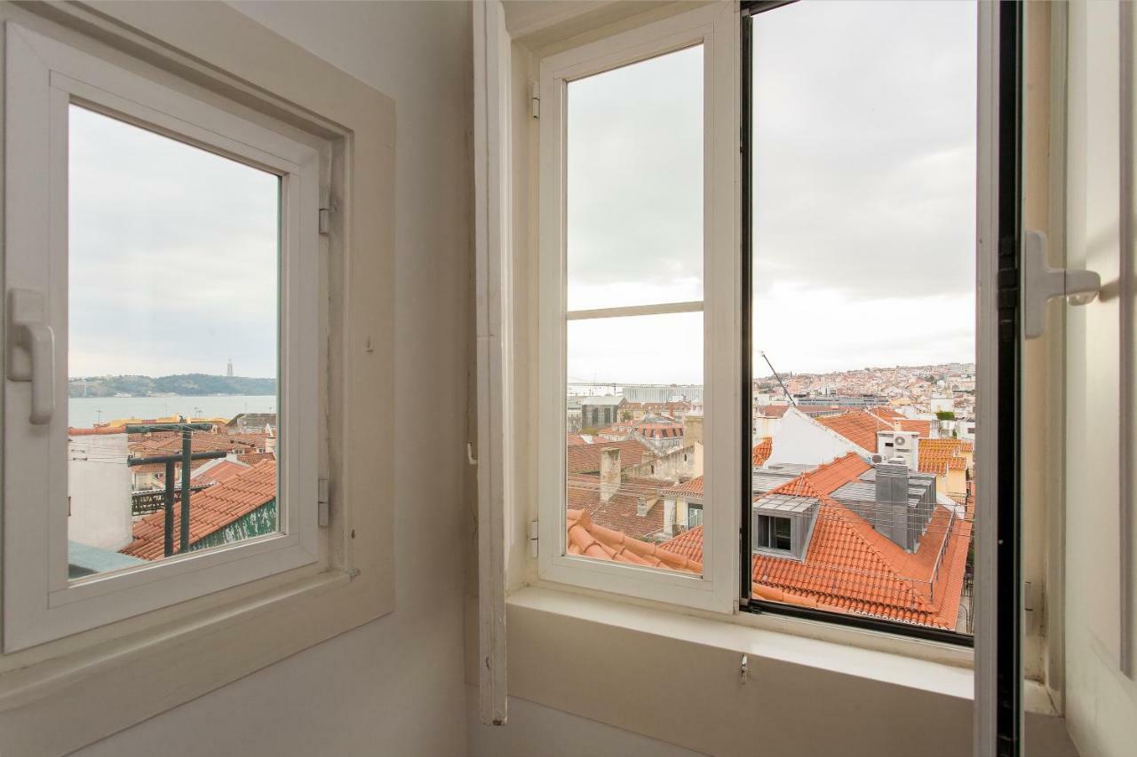 Bairro Alto-Chiado 2 Bdr Beautifull View Apartment ลิสบอน ภายนอก รูปภาพ